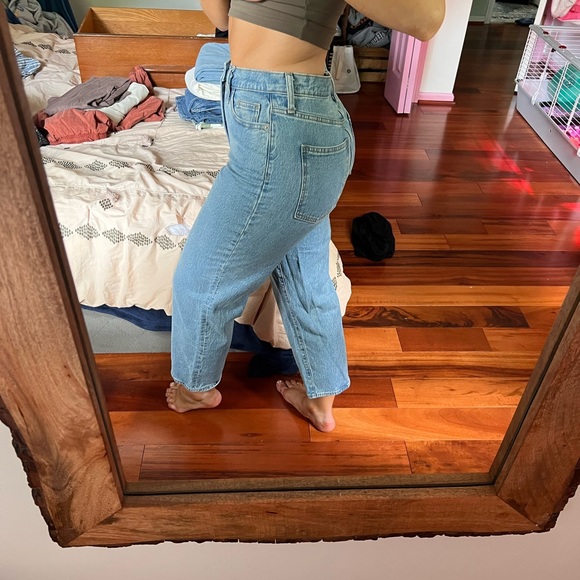 Mom jeans  - Universal Thread - 6/28 - Never worn - Picture 3 of 5